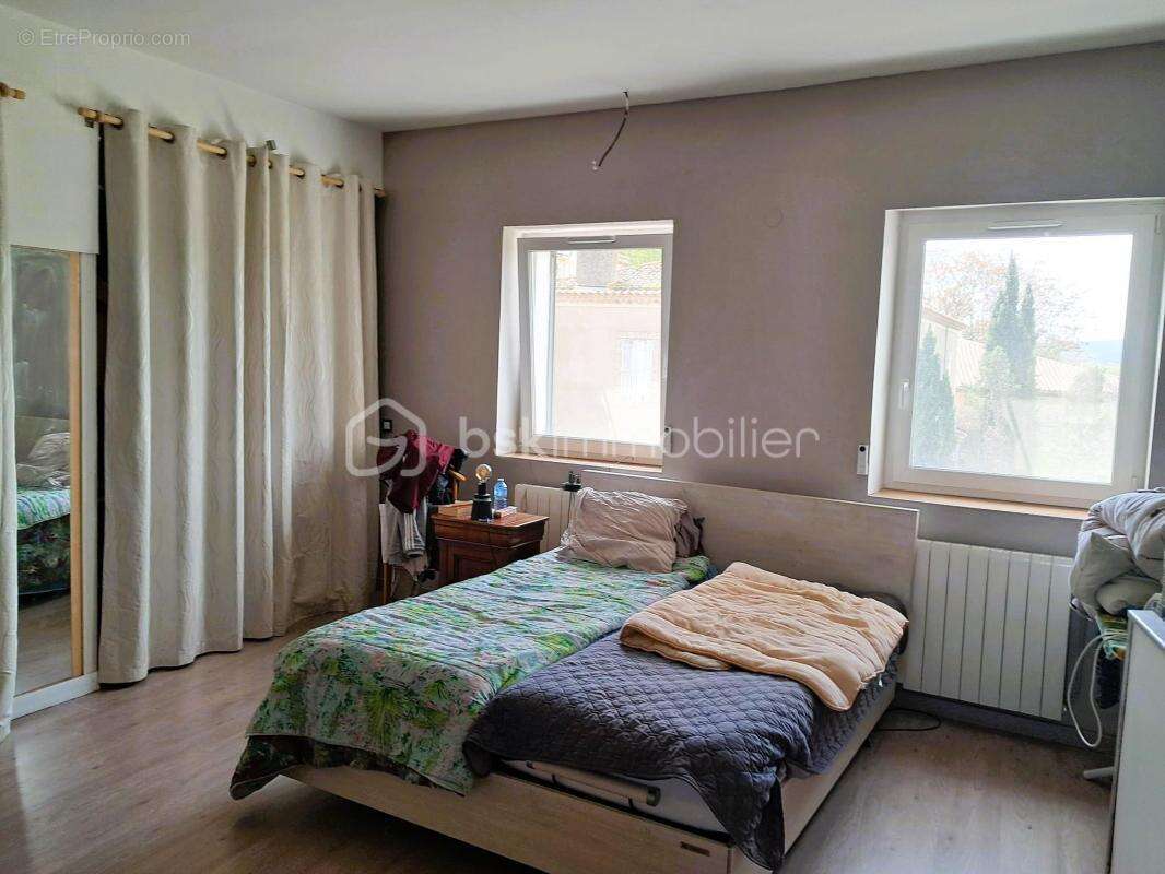 Maison à CESSENON-SUR-ORB