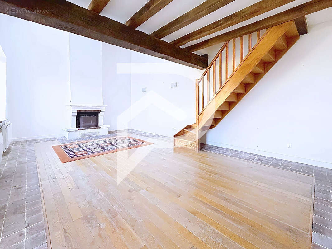 Maison à CHATEAUNEUF-EN-THYMERAIS