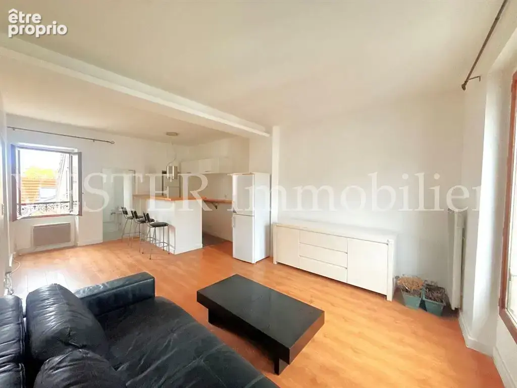 Au Cœur de COLOMBES - 2 pieces de 48.5 m² - photo 3