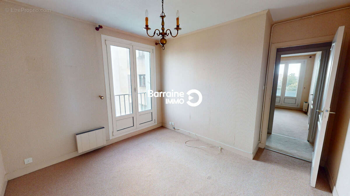 A vendre brest proche croix rouge appt t4 90m² deux chambres balcon ascenseur garage - photo 6