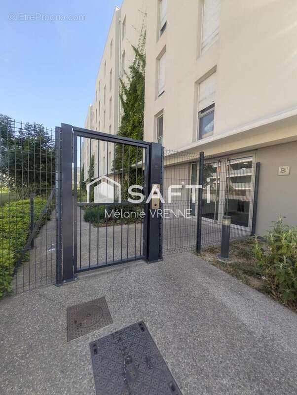Photo 2 - Appartement à MARSEILLE-12E