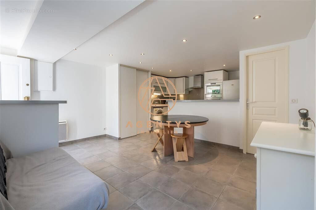 Appartement à NOGENT-SUR-MARNE