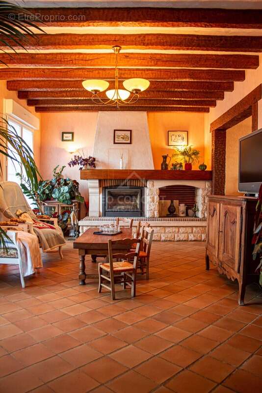 Maison à SAINT-BRANCHS