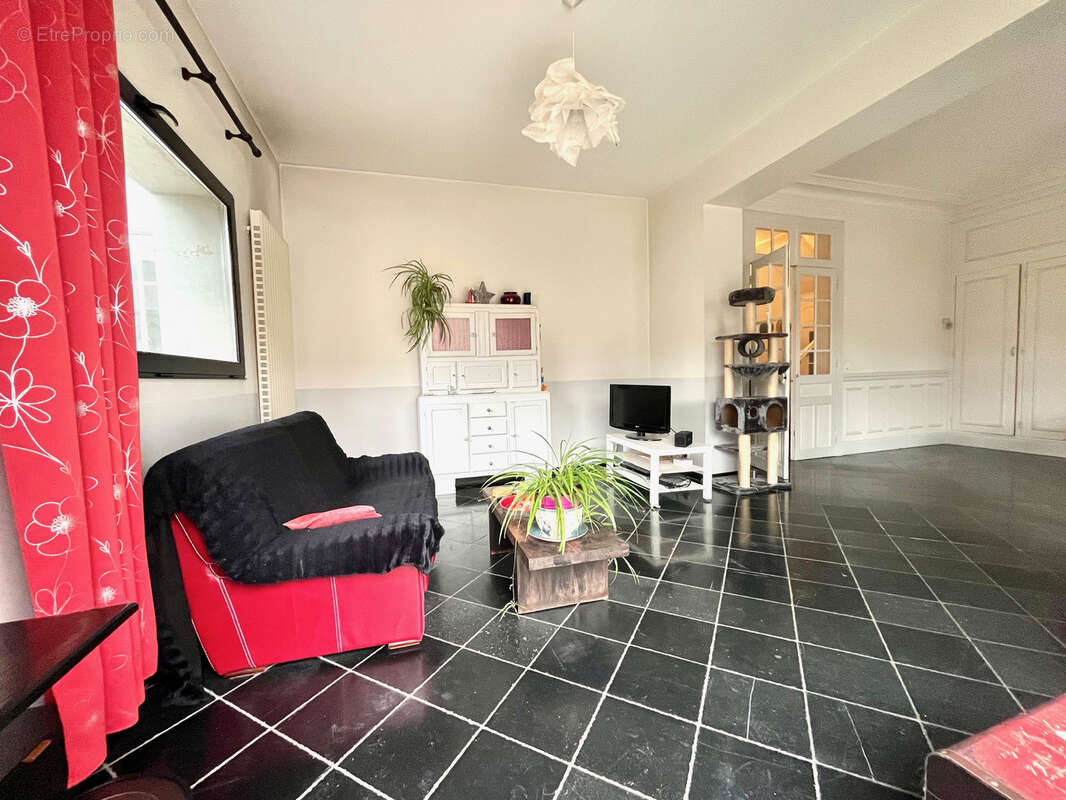 Maison à SAINT-QUENTIN