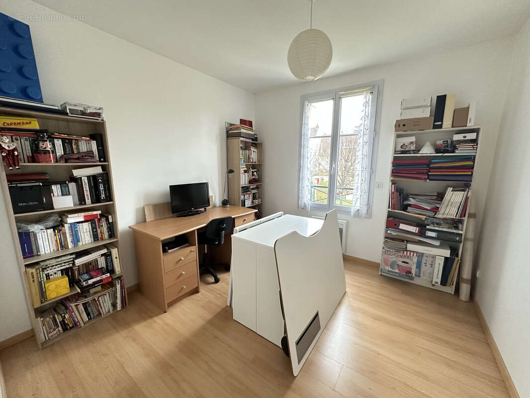 Maison à BROU-SUR-CHANTEREINE