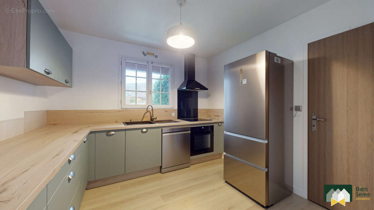 Cuisine - Maison à LUISANT