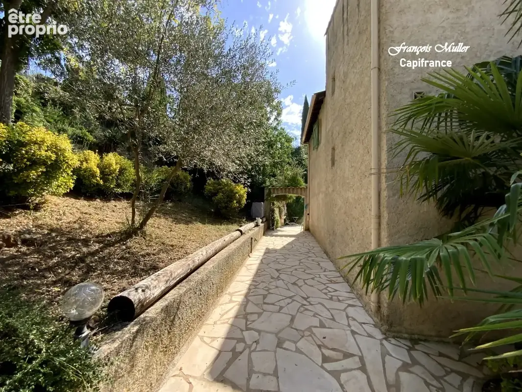 Manosque – maison 7 pièces – 163 m² – 5 chambres – piscine - photo 22