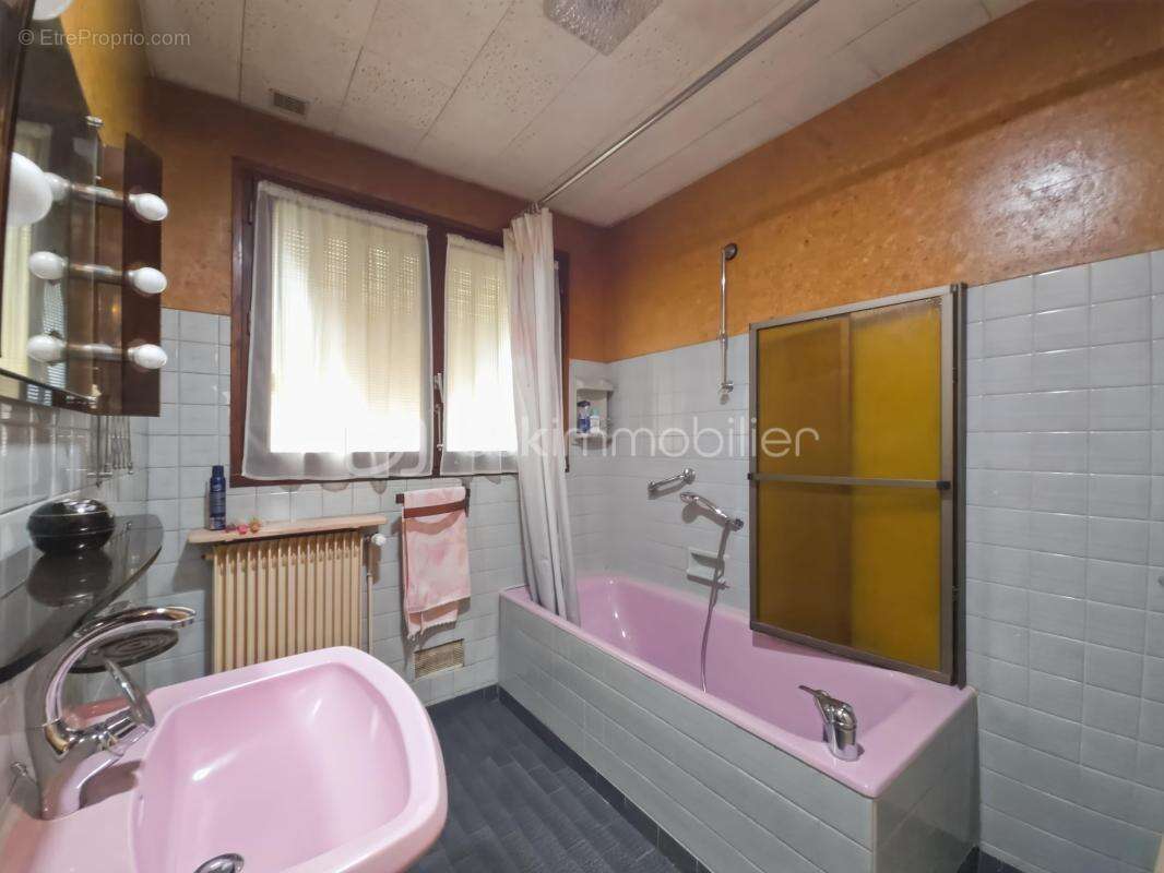 Maison à TREMBLAY-EN-FRANCE