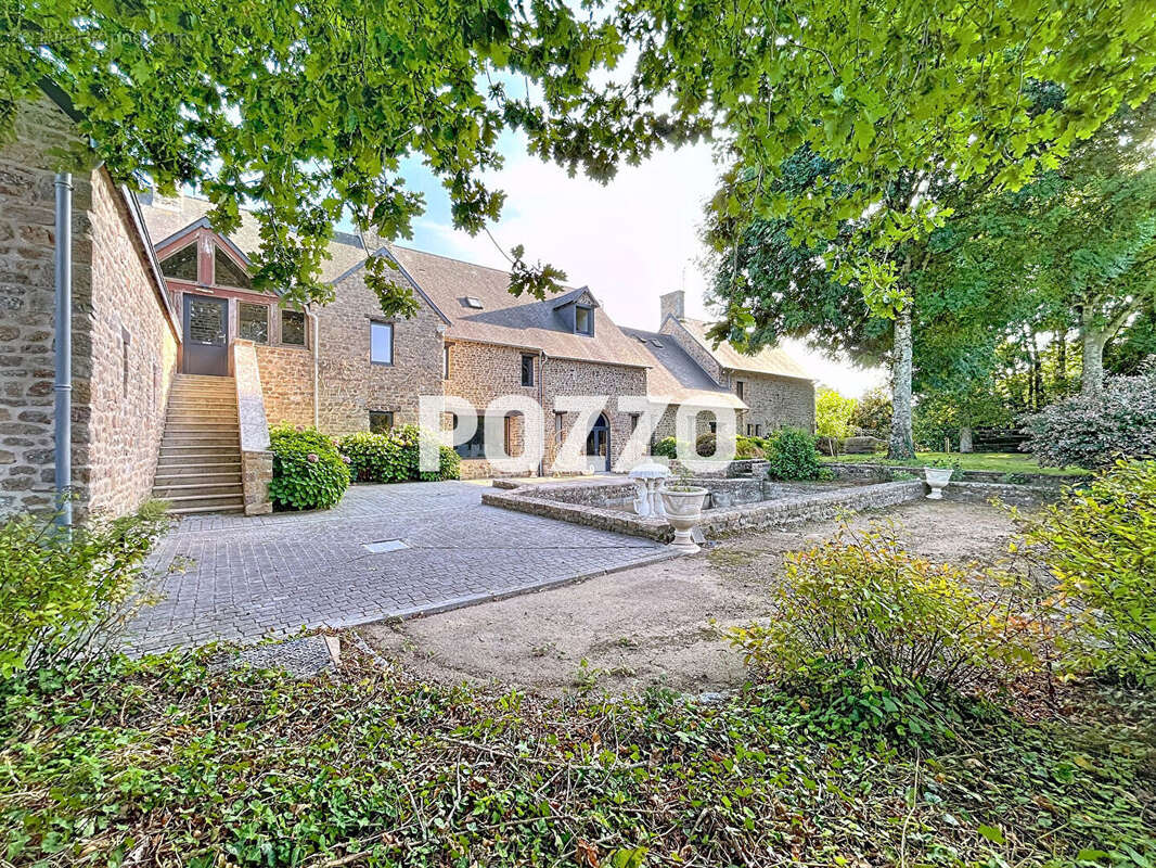 Maison à SAINT-AUBIN-DES-PREAUX