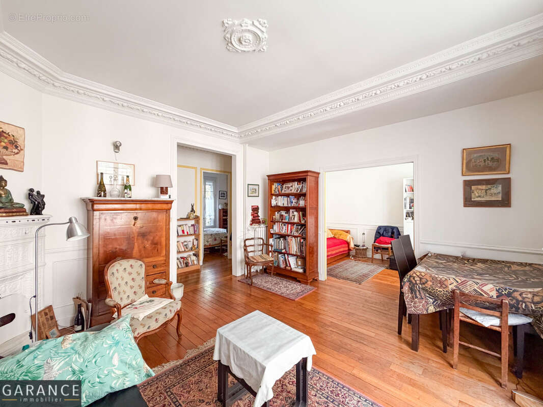 Appartement à PARIS-12E