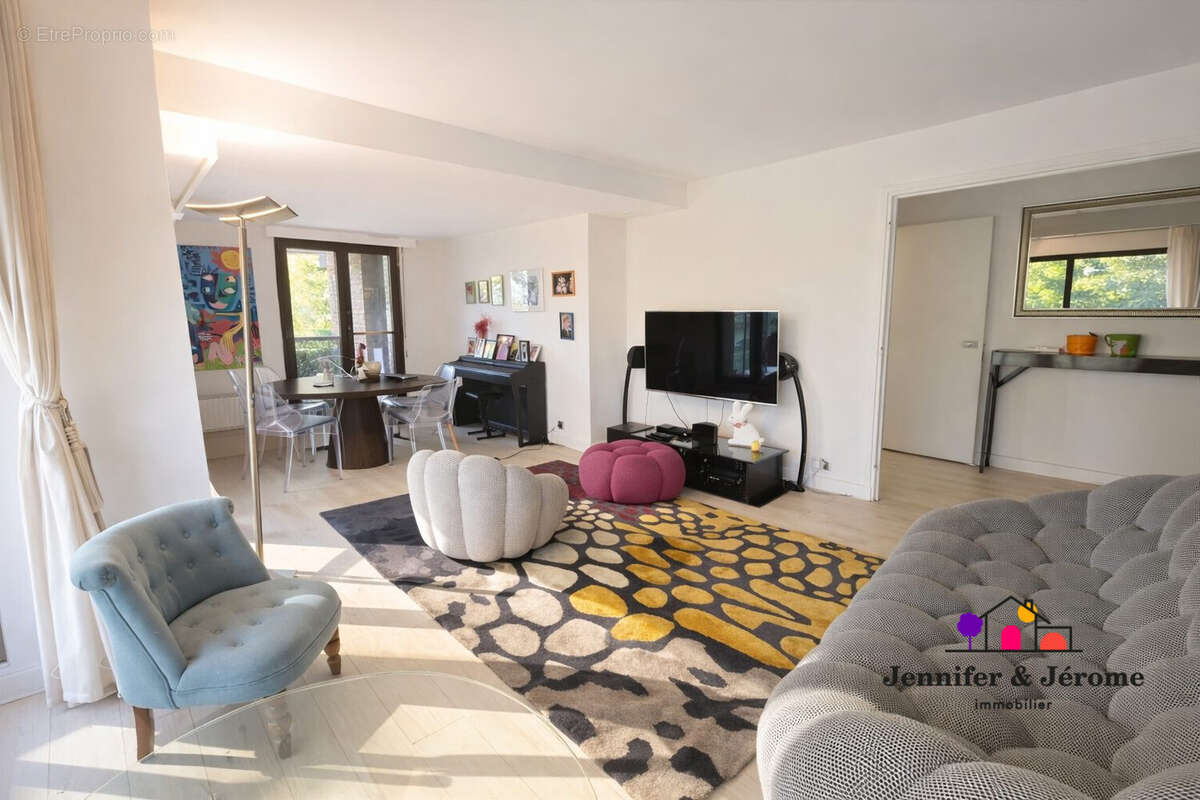 Appartement à ENGHIEN-LES-BAINS