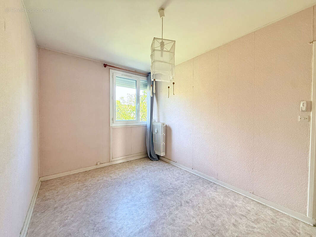 Appartement à DONZERE
