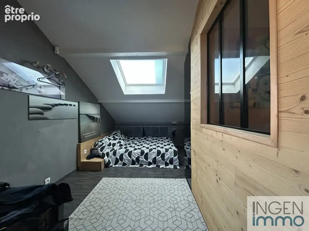 Maison avec piscine de type 5 commune de Groisy - photo 13