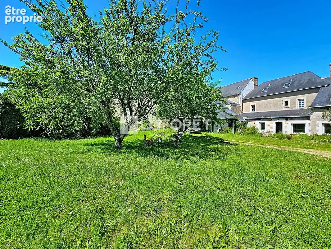 Maison à FENEU