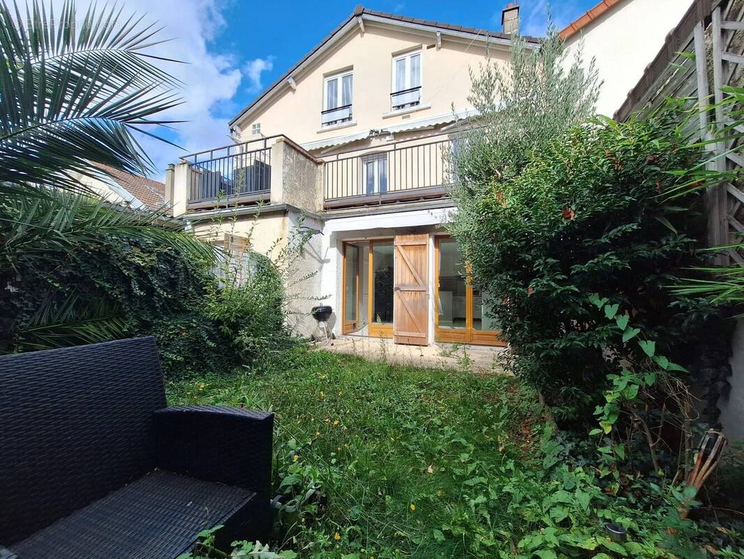 Appartement à IVRY-SUR-SEINE