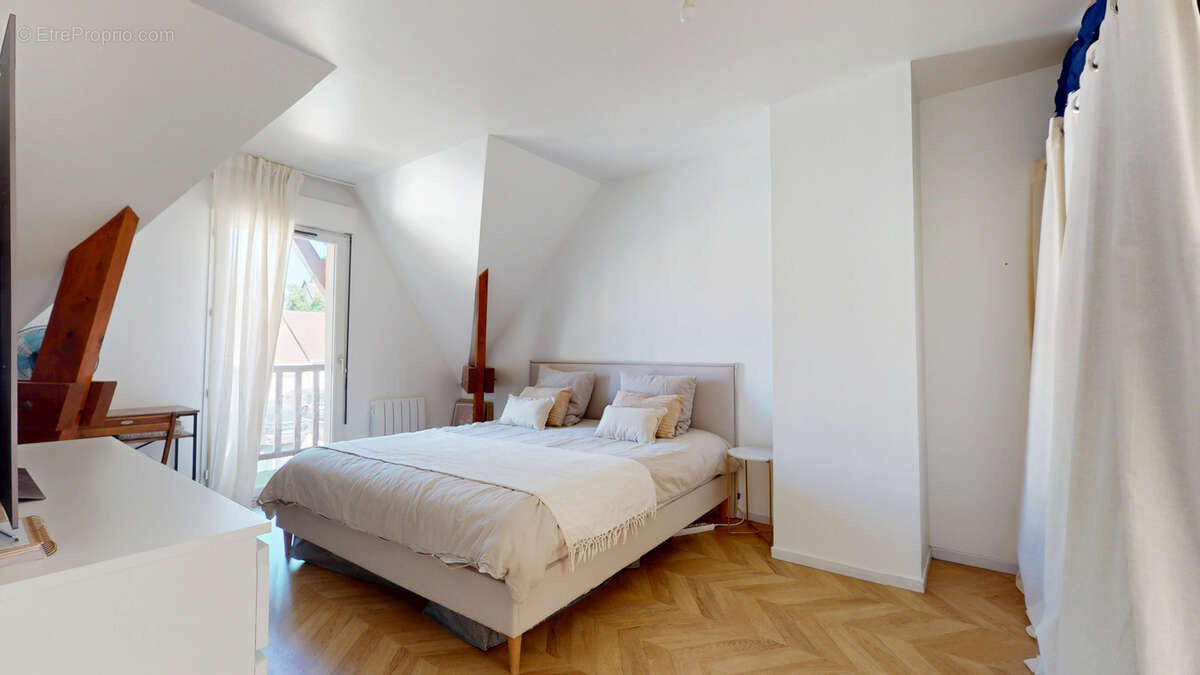 Maison individuelle familiale dans un quartier pavillonnaire, 4 chambres, confort de plain pied et sous-sol - photo 13