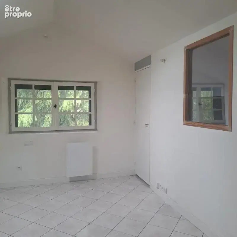 Appartement T3 Rénové à Nay - photo 4