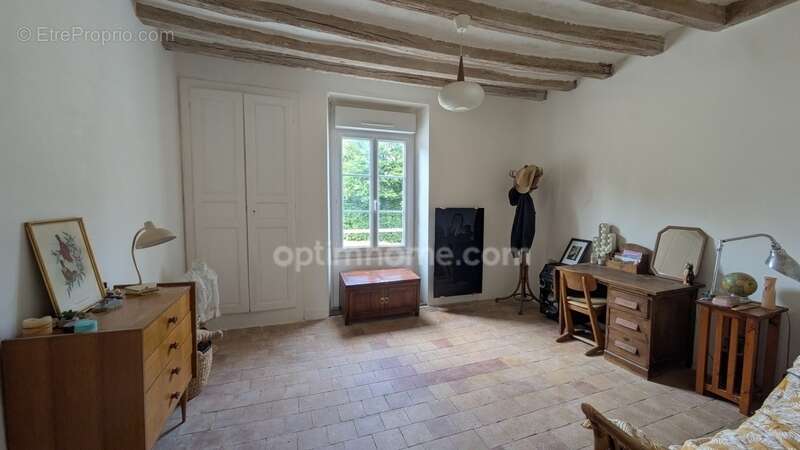 À l'orée de la forêt, une maison de 180m² de caractère entièrement rénovée - photo 9