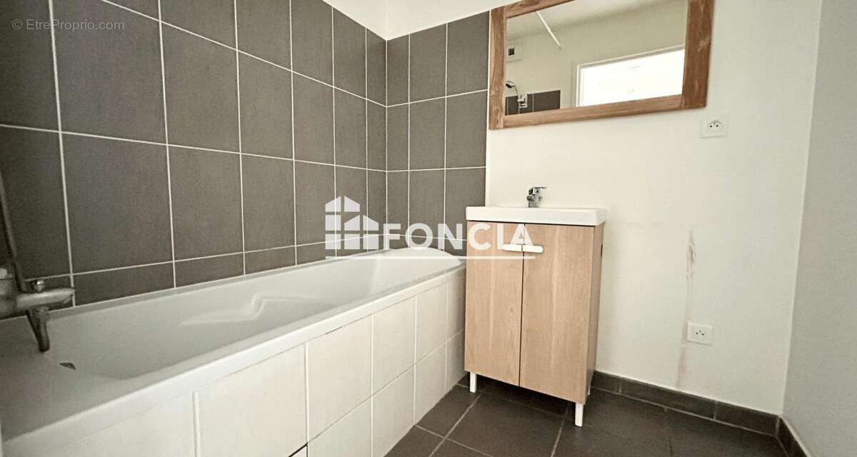 Appartement à PERTUIS