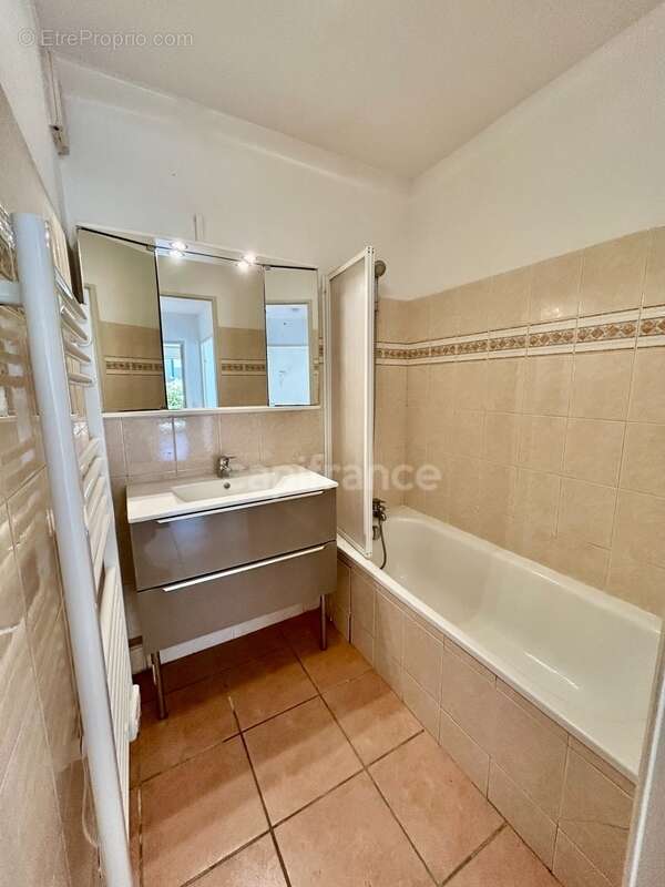 Appartement à MARSEILLE-13E