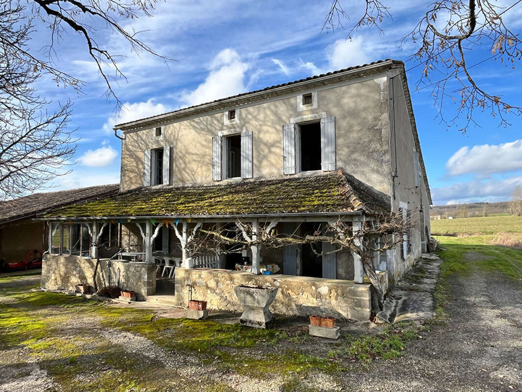 Maison à CANCON