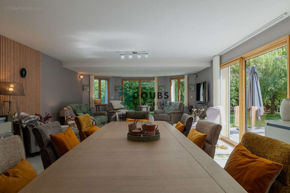 Maison familiale de caractère  a chaffois - photo 9