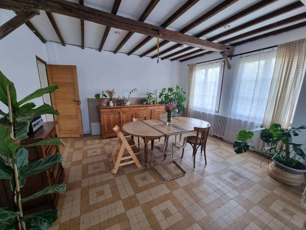 Maison à L&#039;ETOILE