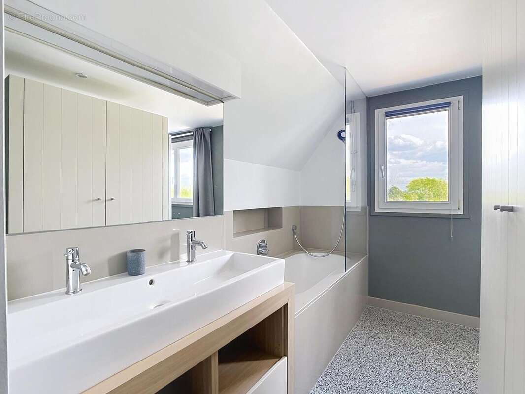 Photo 9 - Maison à GROFFLIERS