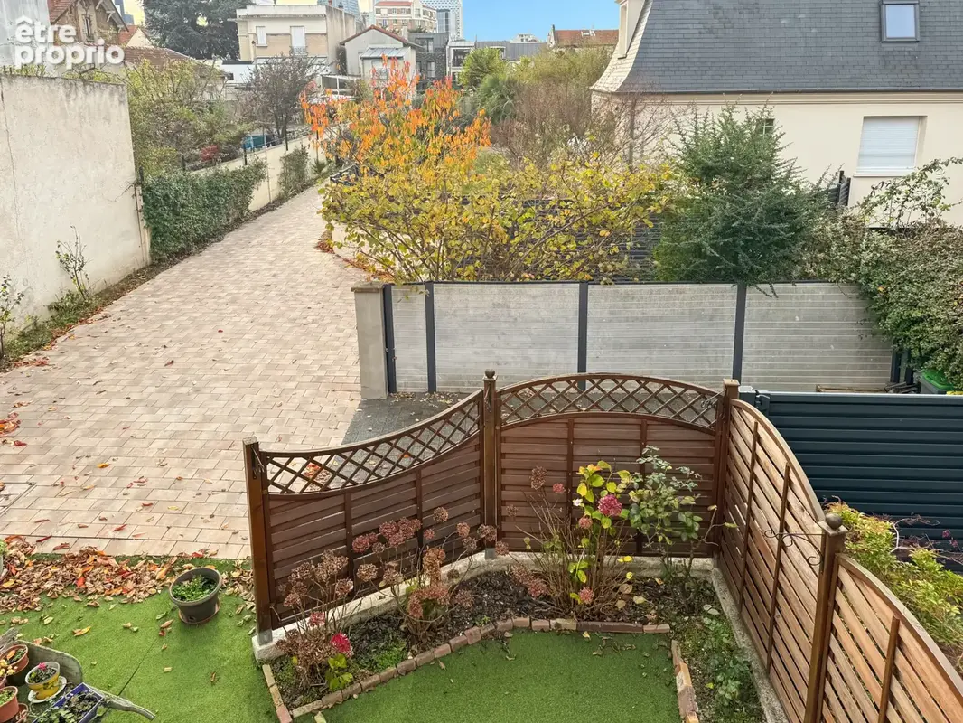 COURBEVOIE 92, Rue Hoche - Maison familiale avec jardins de 111m2 habitables + plus de 52m2 d'annexes (garage - photo 28