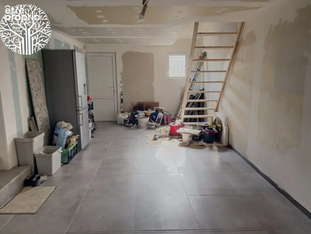 Maison familiale avec sous-sol total, grand garage - photo 17