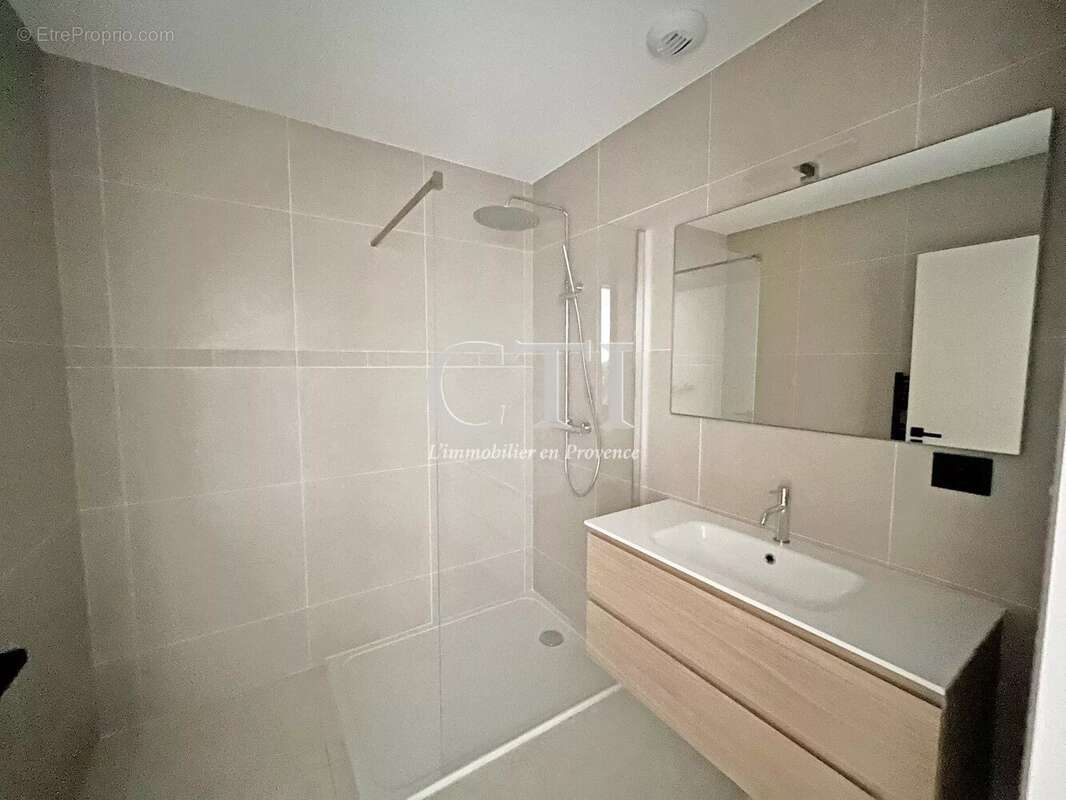 Appartement T3 92.80 m² Résidence "Les Terrasses du château" - photo 11