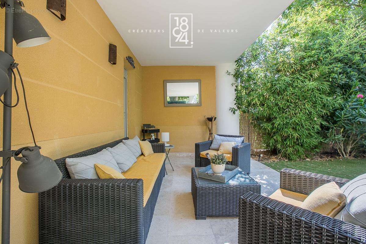 Superbe T4 de standing avec vaste jardin  et stationnement - photo 12