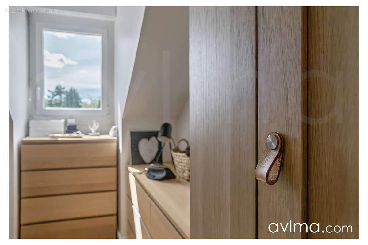 Appartement à SAINT-NOM-LA-BRETECHE
