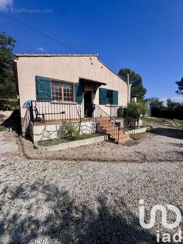 Photo 8 - Maison à ROGNES