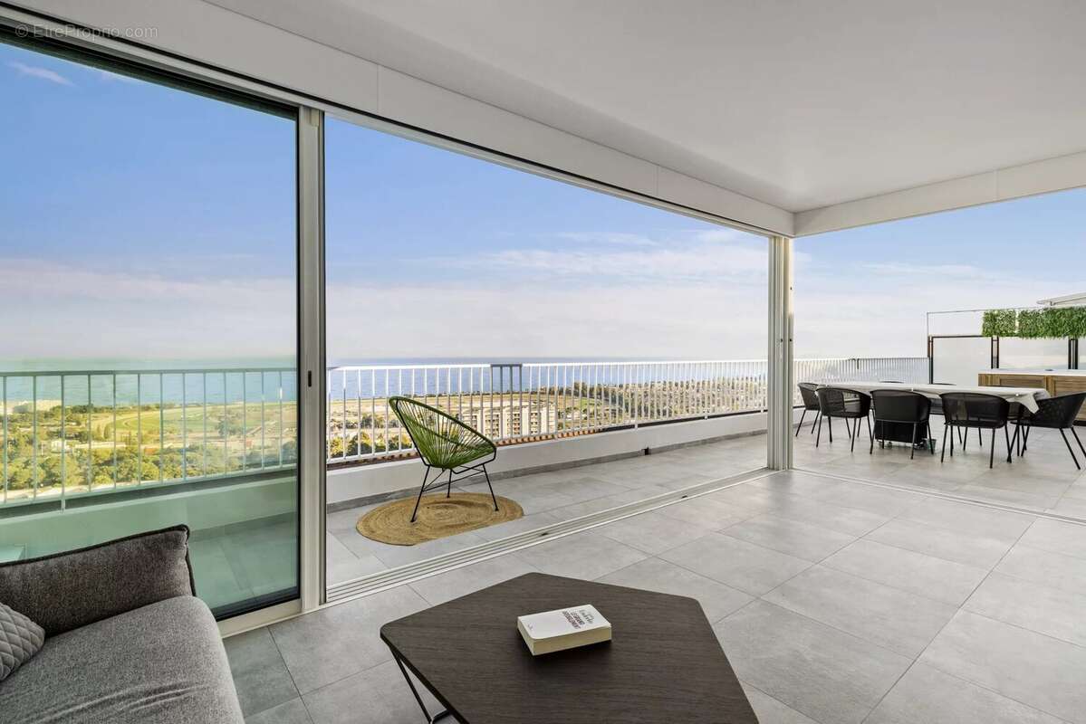 Appartement à CAGNES-SUR-MER