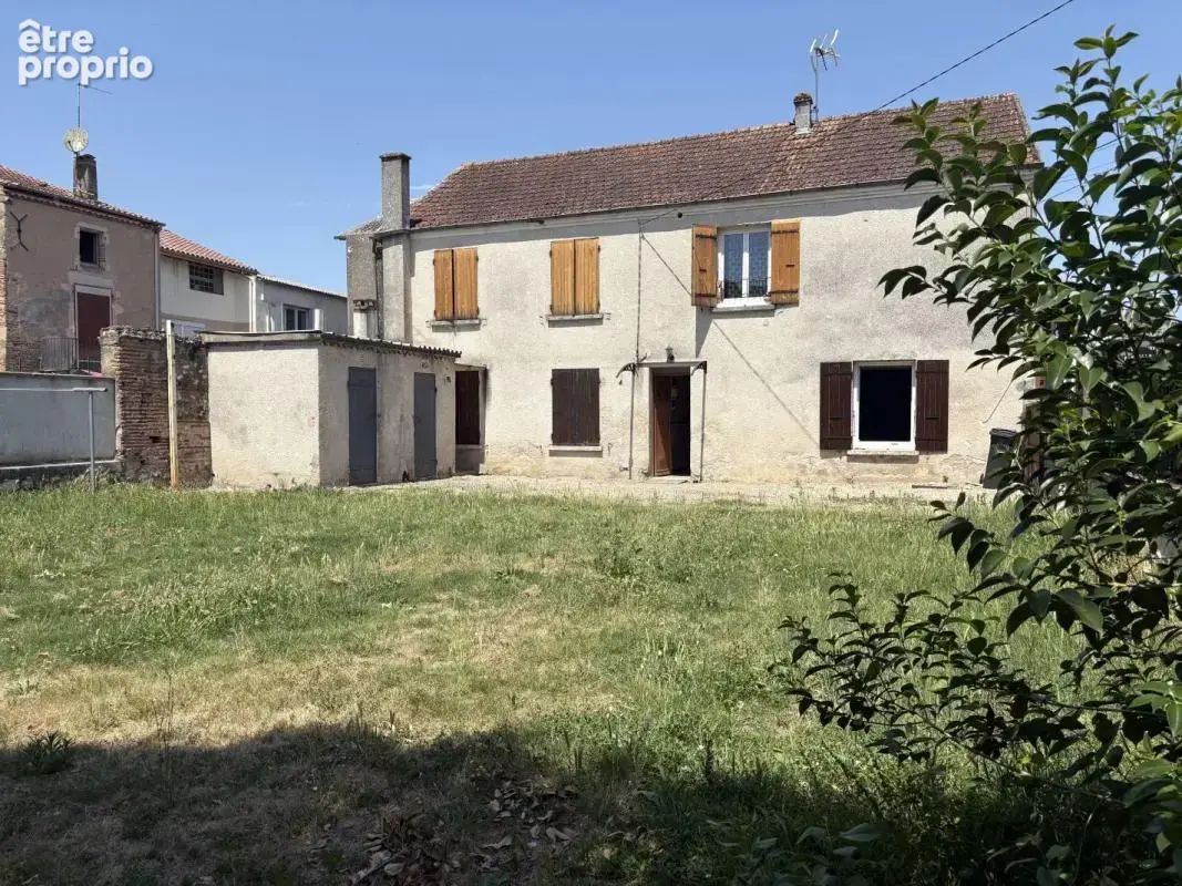 Appartement à SAINTE-LIVRADE-SUR-LOT