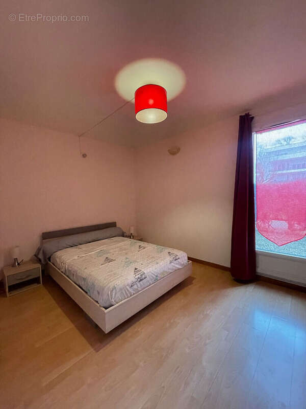 Appartement à SAINT-JEAN-DE-BRAYE