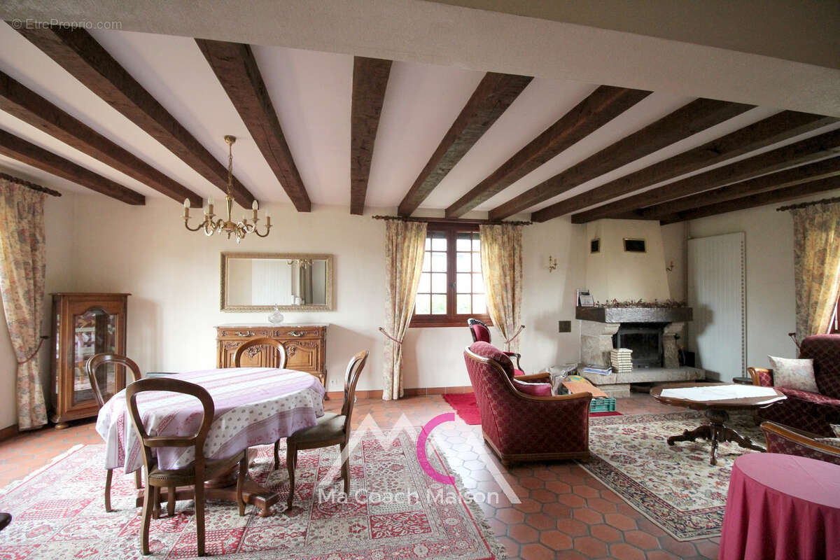 Maison à PLESSE