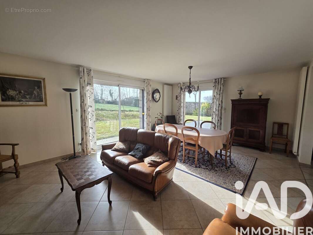 Photo 2 - Maison à SAVY-BERLETTE