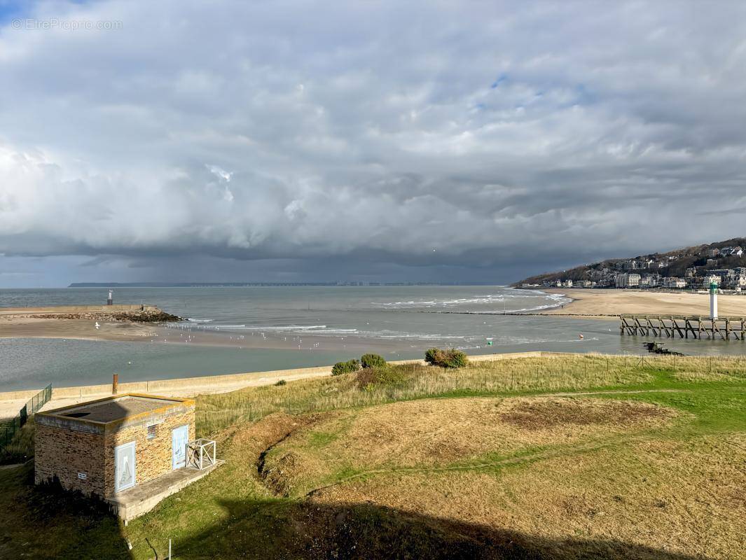 Appartement à DEAUVILLE