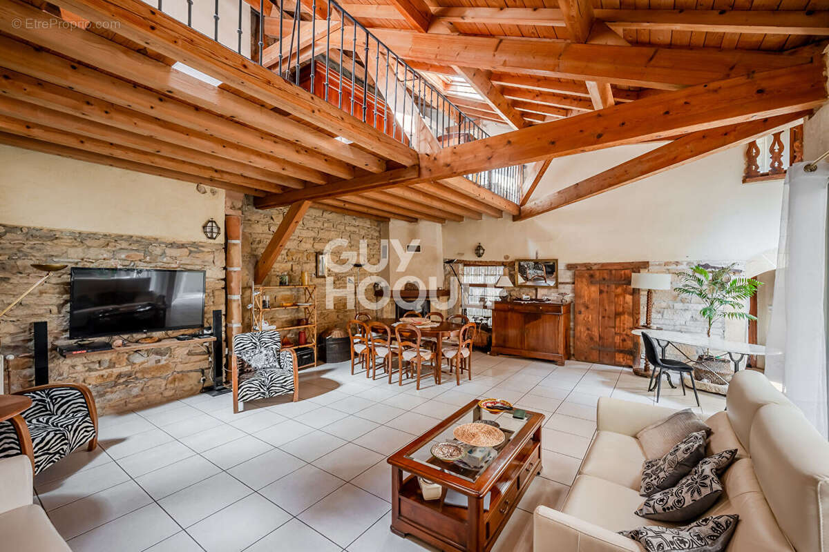 Maison à LYON-4E