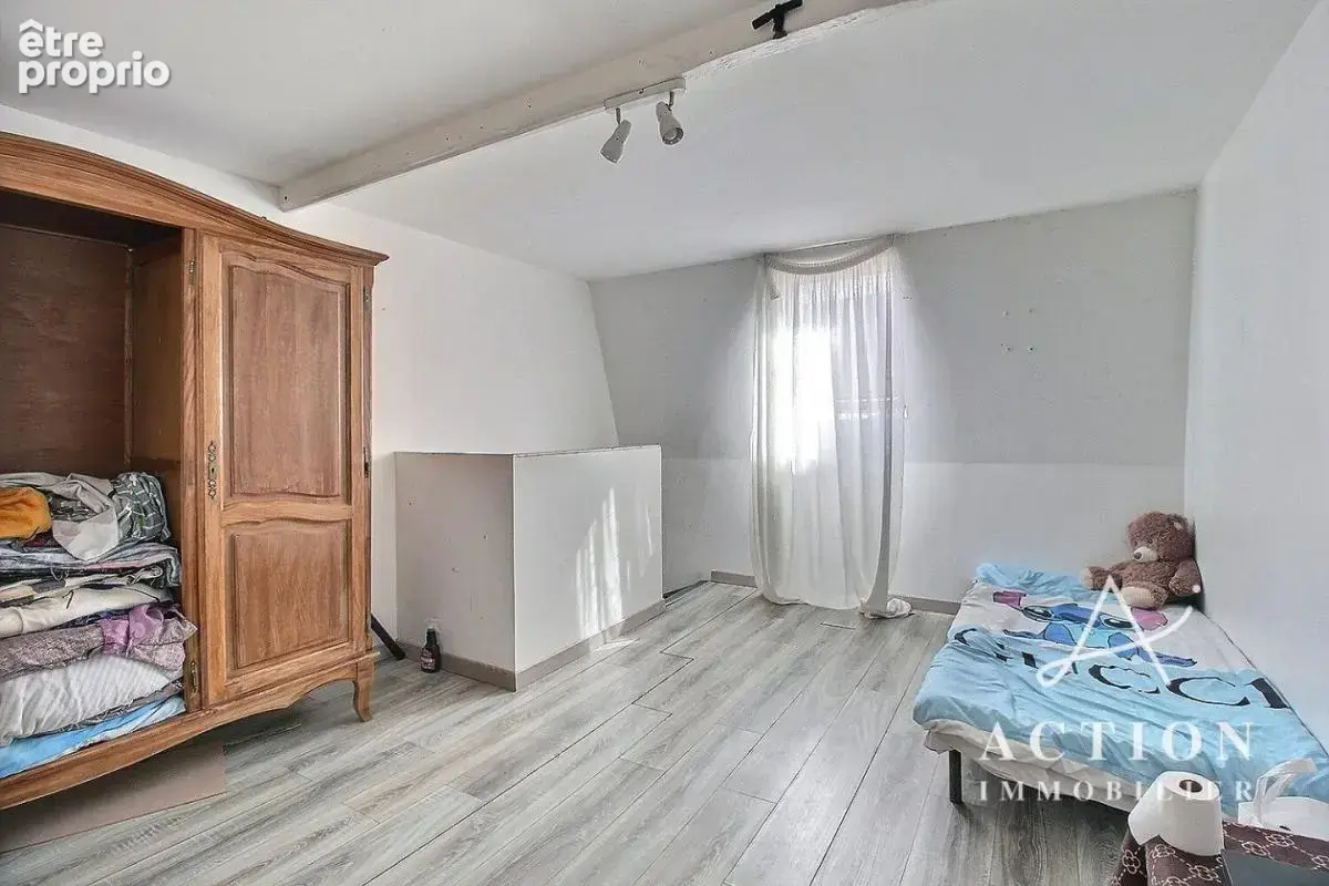 Roubaix - maison 75 m² vendue louee - 4 chambres - terrasse - photo 9