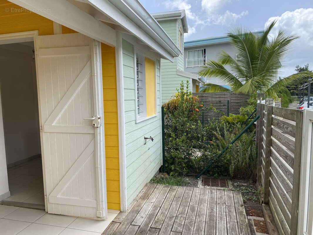 Maison à LES TROIS-ILETS