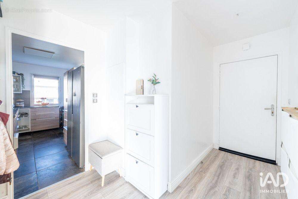 Photo 2 - Appartement à CERGY