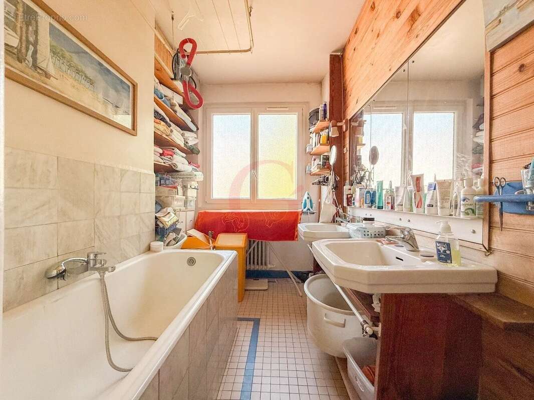 Appartement 74 m² à Bourg-La-Reine  - photo 9