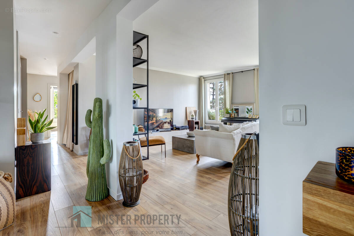 Appartement à RUEIL-MALMAISON