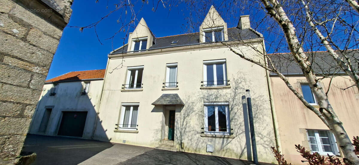 Maison à GUIPAVAS