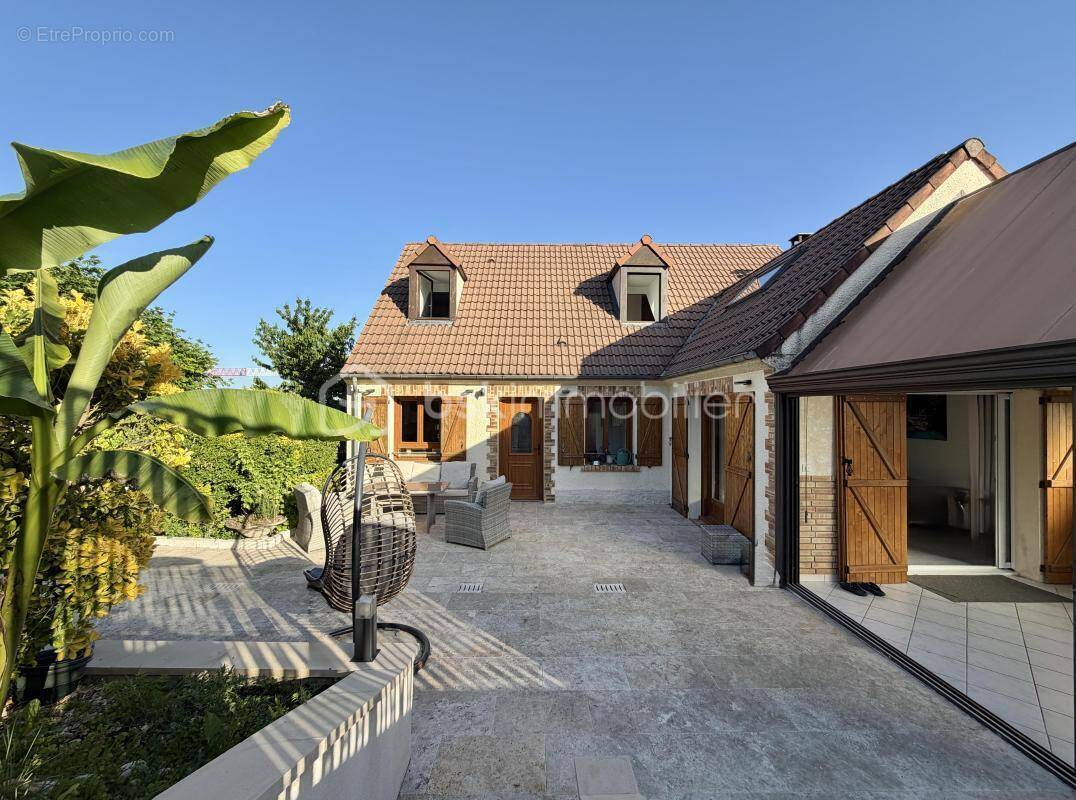 Maison à CREGY-LES-MEAUX