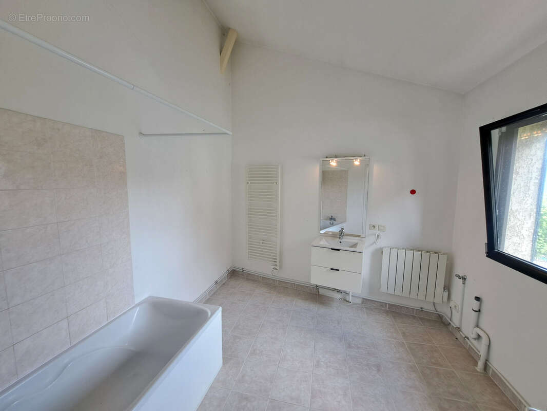 Appartement à GRUFFY