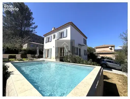 Maison récente avec 5 chambres, piscine et garage - photo 12
